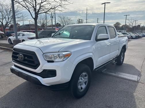 2022 Toyota Tacoma SR