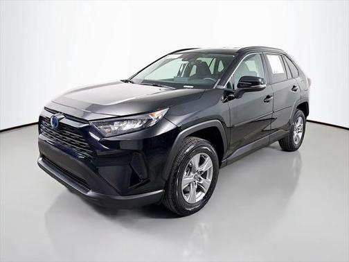 2022 Toyota RAV4 Hybrid LE