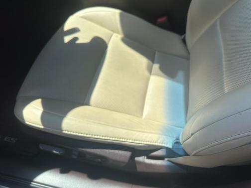 Atomic Silver 2018 Lexus ES 350 Base