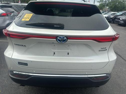 2021 Toyota Venza XLE