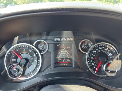 Delmonico Red Pearlcoat 2019 RAM 1500 Big Horn