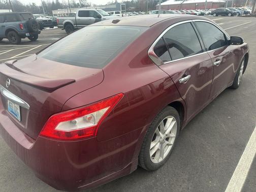 2011 Nissan Maxima SV