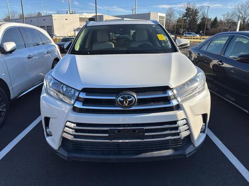 2017 Toyota Highlander Limited Platinum