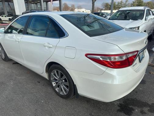 2017 Toyota Camry XLE