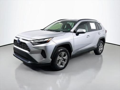 2023 Toyota RAV4 Hybrid XLE