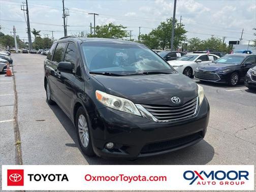 2014 Toyota Sienna XLE