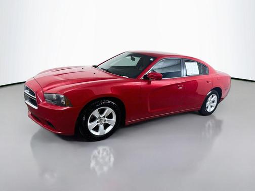 Redline 3 Coat Pearl 2012 Dodge Charger SE