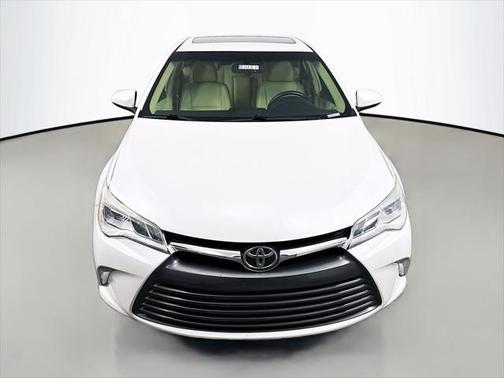 2016 Toyota Camry XLE
