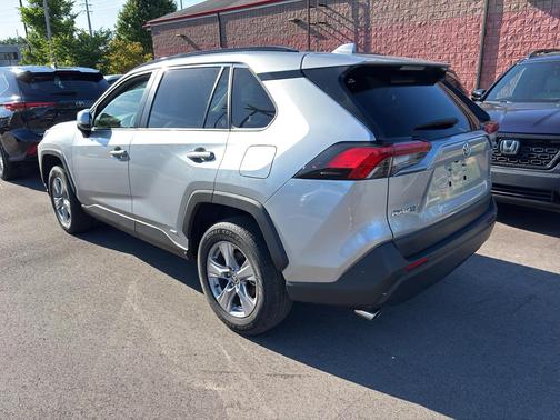 Silver Sky Metallic 2025 Toyota RAV4 Hybrid XLE