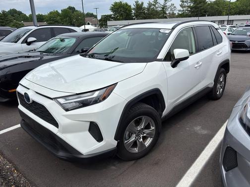 Ice Cap 2023 Toyota RAV4 Hybrid XLE