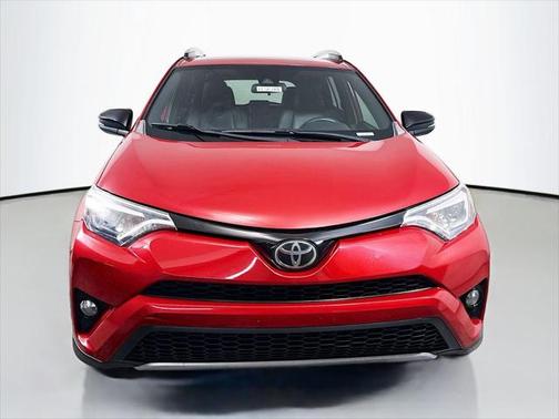 2017 Toyota RAV4 SE