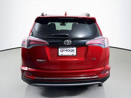 2017 Toyota RAV4 SE
