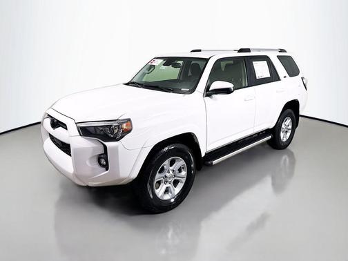 2022 Toyota 4Runner SR5