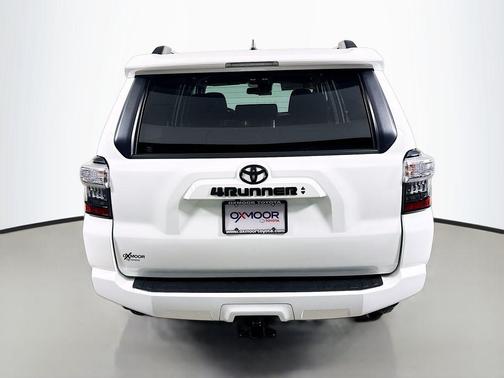 2022 Toyota 4Runner SR5