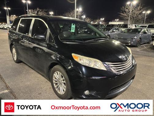 2016 Toyota Sienna XLE