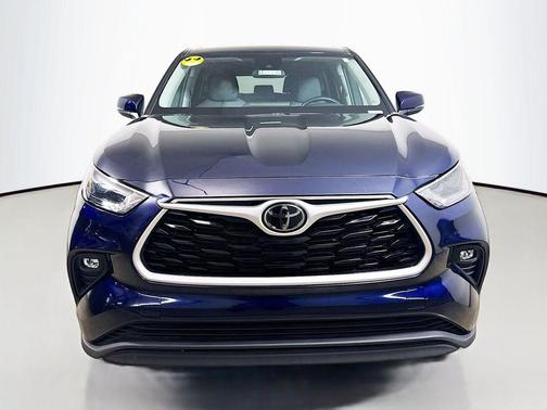 Blueprint 2023 Toyota Highlander LE