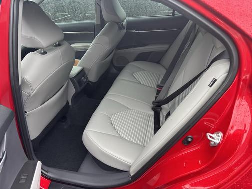 Supersonic Red 2023 Toyota Camry SE