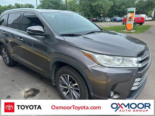 Predawn Gray Mica 2018 Toyota Highlander XLE