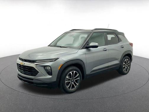 Sterling Gray Metallic 2025 Chevrolet Trailblazer LT