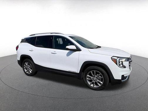Summit White 2024 GMC Terrain SLT