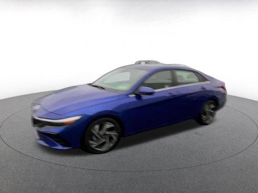 2025 Hyundai ELANTRA SEL