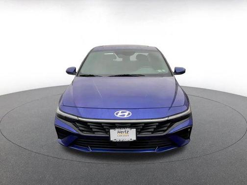 2025 Hyundai ELANTRA SEL