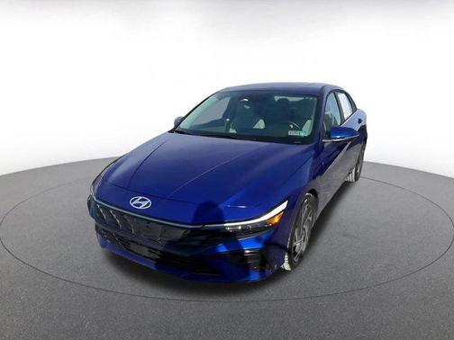 2025 Hyundai ELANTRA HEV Limited