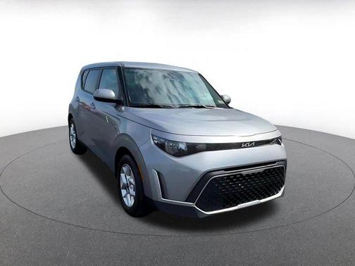 Steel Gray 2025 Kia Soul LX