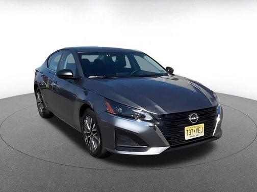 Gun Metallic 2025 Nissan Altima SV FWD