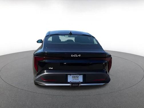Aurora Black Pearl 2025 Kia K4 LXS