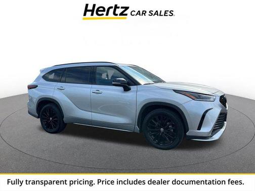 Celestial Silver Metallic 2025 Toyota Highlander XSE