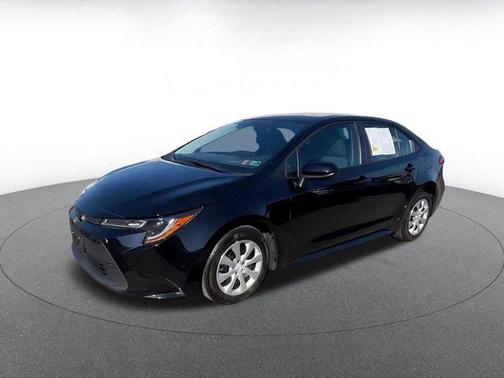 Black 2025 Toyota Corolla LE