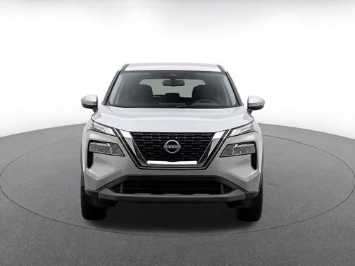 Brilliant Silver Metallic 2025 Nissan Rogue SV