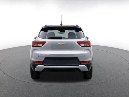 Sterling Gray Metallic 2025 Chevrolet Trailblazer LT