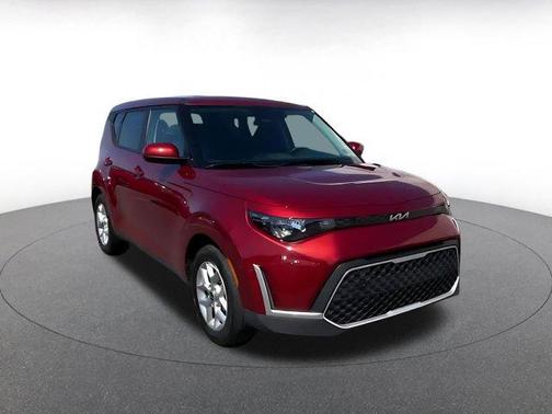Mars Orange 2025 Kia Soul LX