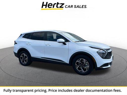 Glacial White Pearl 2025 Kia Sportage LX