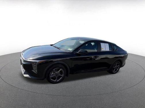 Aurora Black Pearl 2025 Kia K4 LXS