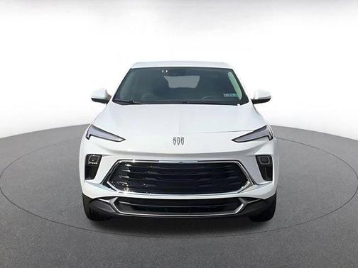 Summit White 2025 Buick Encore GX Preferred