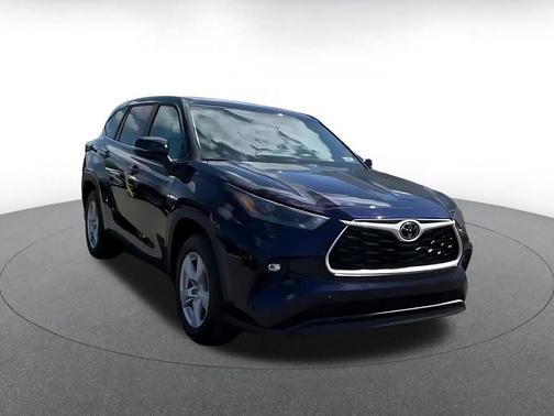 Blueprint 2025 Toyota Highlander LE