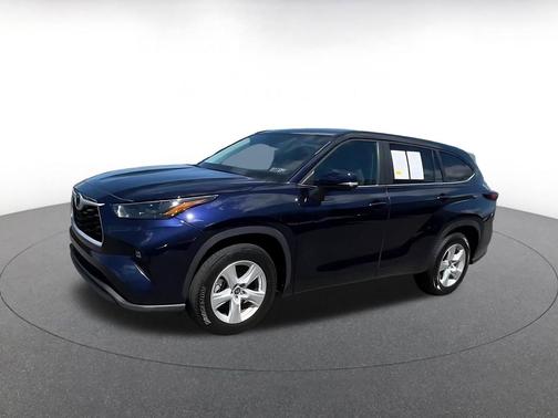 Blueprint 2025 Toyota Highlander LE