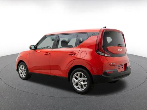 Inferno Red 2025 Kia Soul LX