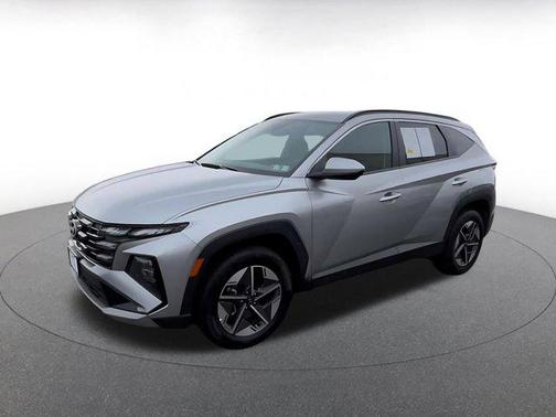 Shimmering Silver 2025 Hyundai TUCSON SEL