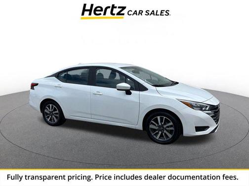 Aspen White Tricoat 2025 Nissan Versa 1.6 SV