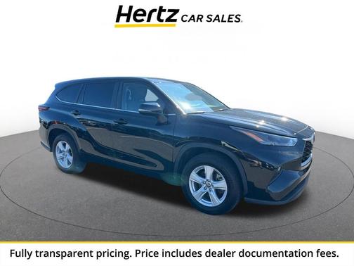 Midnight Black Metallic 2025 Toyota Highlander LE