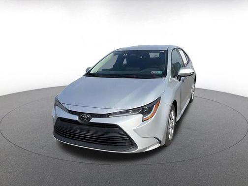 Classic Silver Metallic 2025 Toyota Corolla LE