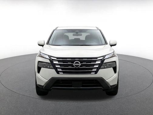 Brilliant Silver Metallic 2025 Nissan Rogue SV