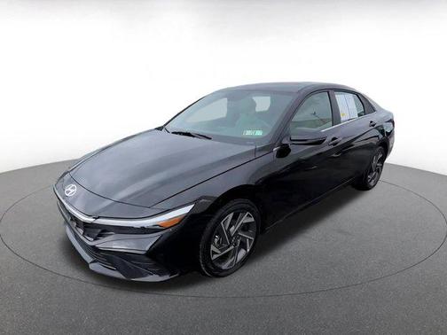 2025 Hyundai ELANTRA HEV Limited