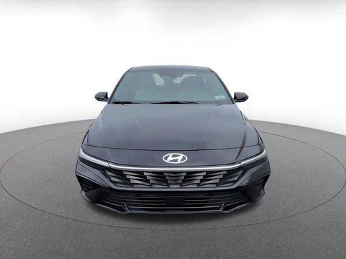 2025 Hyundai ELANTRA HEV Limited