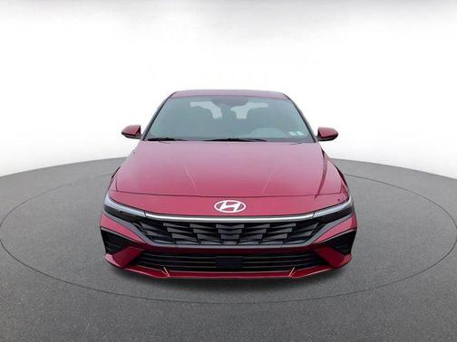 2025 Hyundai ELANTRA SEL