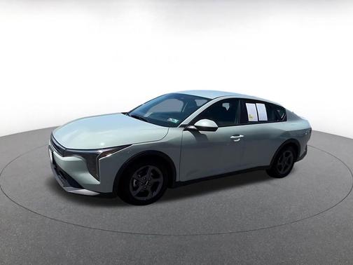 Morning Haze 2025 Kia K4 LXS